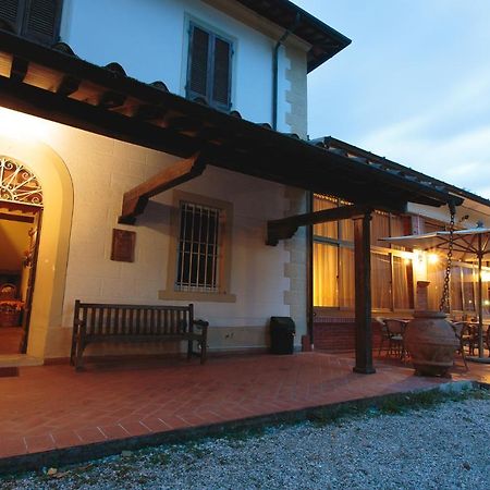 Hotel Giuly Торре-дель-Лаго-Пуччини Экстерьер фото