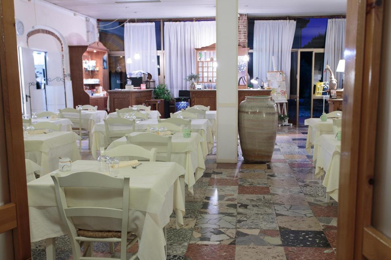 Hotel Giuly Торре-дель-Лаго-Пуччини Экстерьер фото
